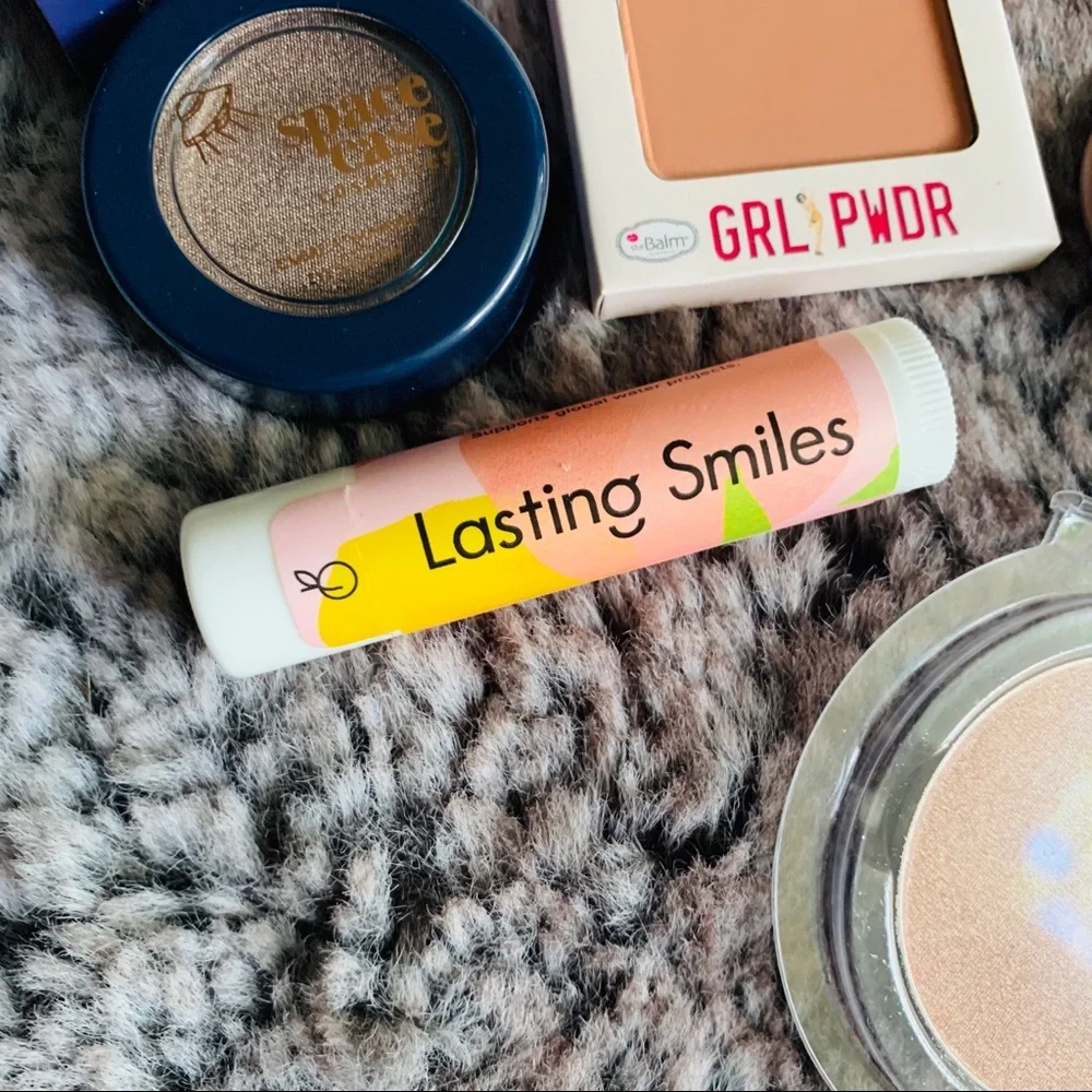 🖤 Ipsy 5pc Make-up Bundle